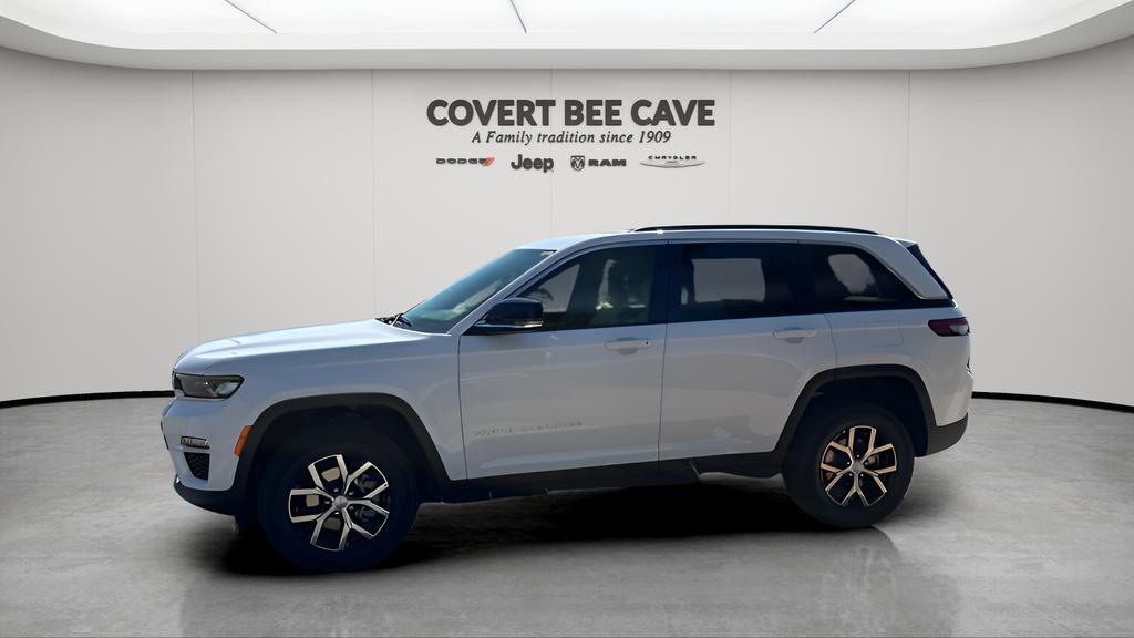 new 2025 Jeep Grand Cherokee car, priced at $39,614