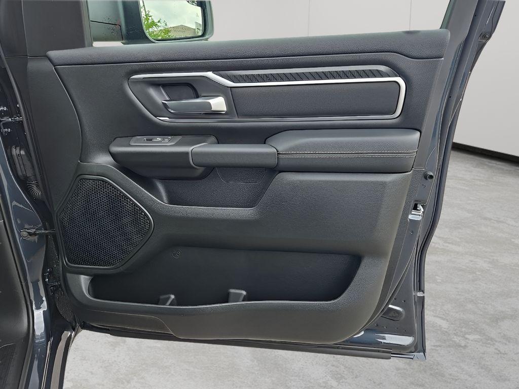 new 2025 Ram 1500 car, priced at $54,622