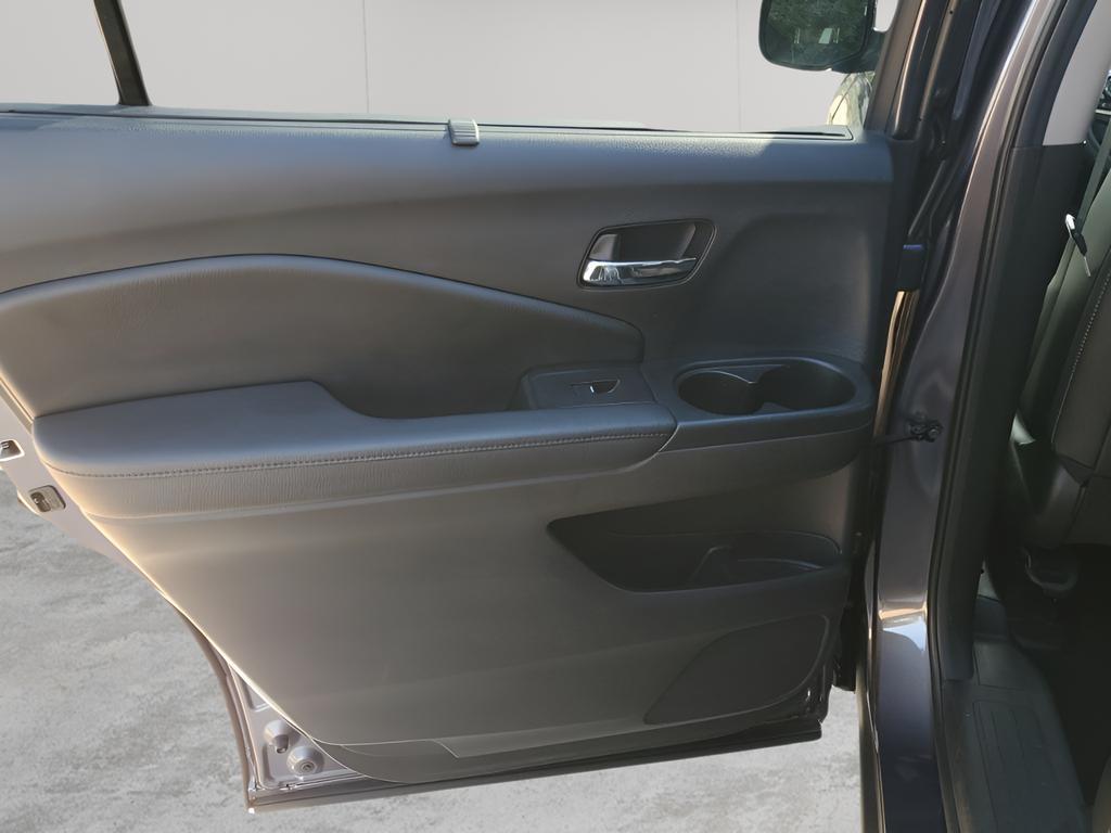 used 2022 Honda Pilot car, priced at $31,787