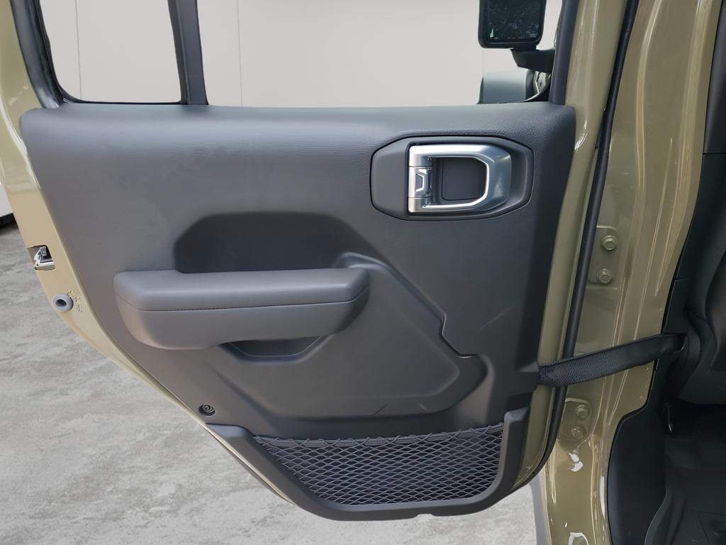 new 2025 Jeep Gladiator car, priced at $50,895