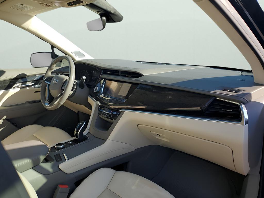 used 2020 Cadillac XT6 car, priced at $30,452