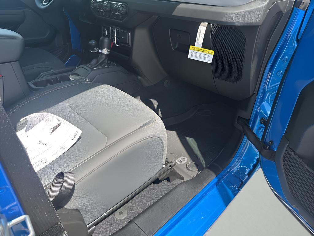 new 2025 Jeep Wrangler car, priced at $38,600