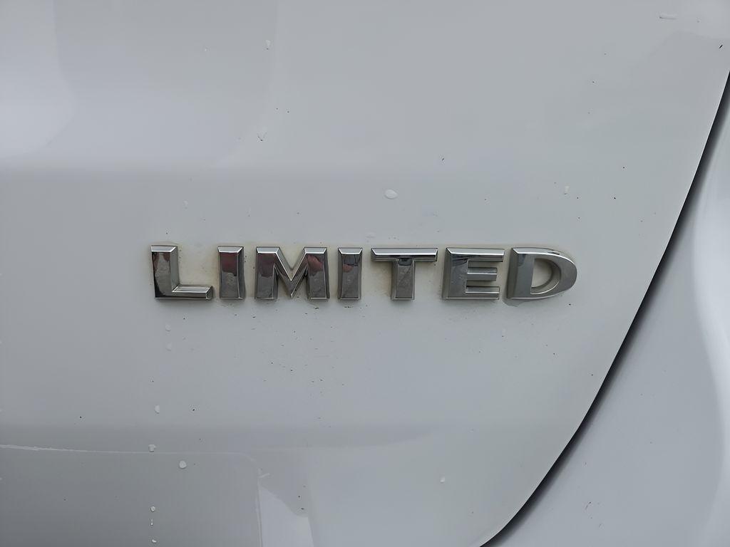 used 2019 Jeep Grand Cherokee car, priced at $18,887