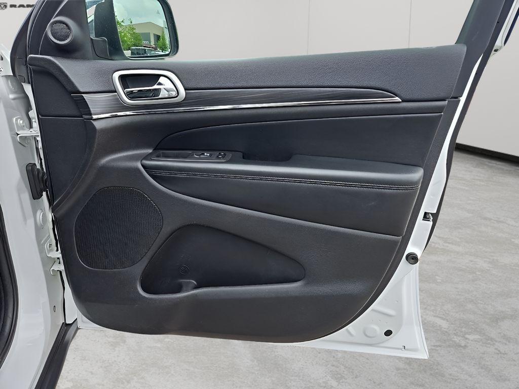 used 2019 Jeep Grand Cherokee car, priced at $18,887