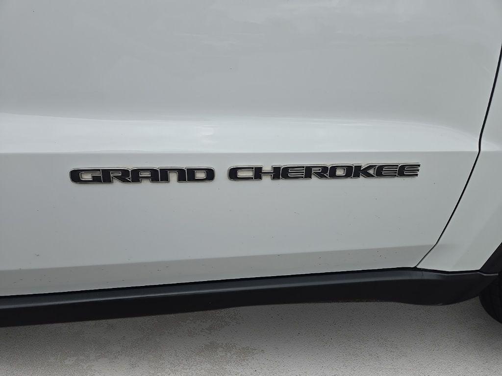 used 2019 Jeep Grand Cherokee car, priced at $18,887