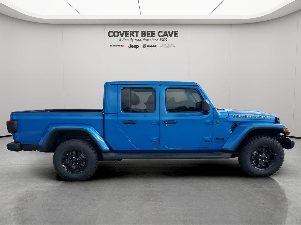 new 2025 Jeep Gladiator car, priced at $42,226