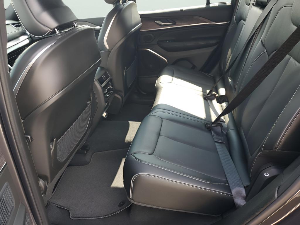 new 2025 Jeep Grand Cherokee car, priced at $60,735