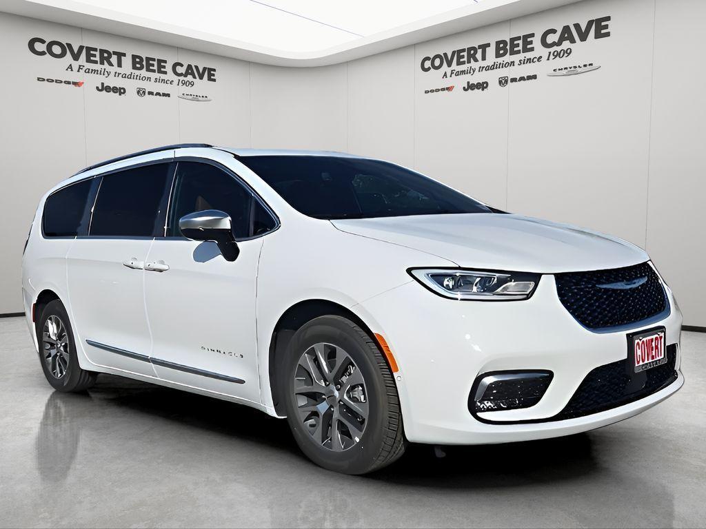 new 2025 Chrysler Pacifica Hybrid car, priced at $55,541