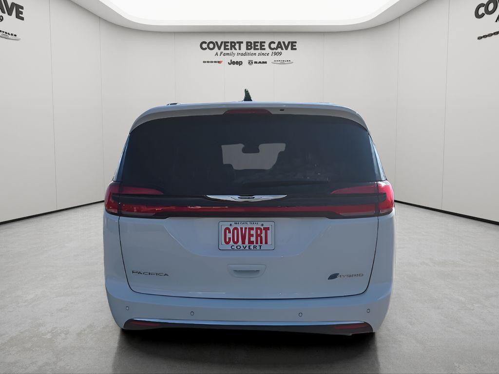 new 2025 Chrysler Pacifica Hybrid car, priced at $55,541