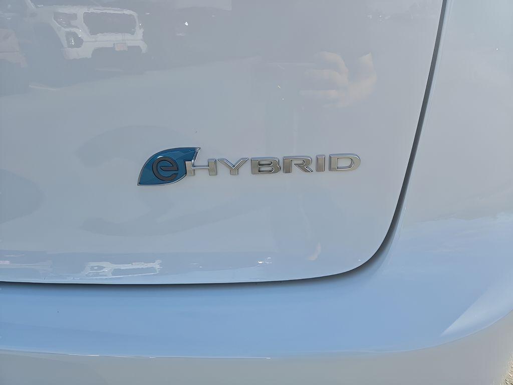 new 2025 Chrysler Pacifica Hybrid car, priced at $55,541