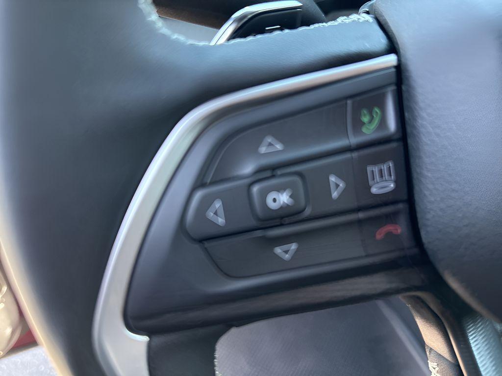 new 2025 Jeep Grand Cherokee car, priced at $41,925