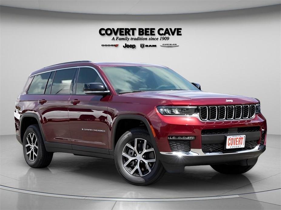 new 2024 Jeep Grand Cherokee L car, priced at $48,672