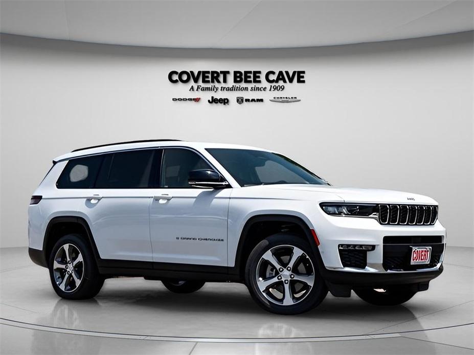 new 2024 Jeep Grand Cherokee L car, priced at $49,387