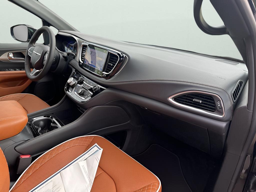 new 2026 Chrysler Pacifica car, priced at $54,450
