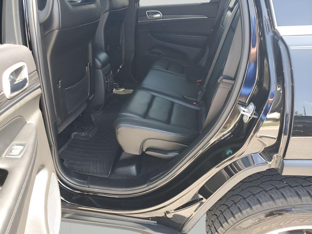 used 2019 Jeep Grand Cherokee car, priced at $19,197
