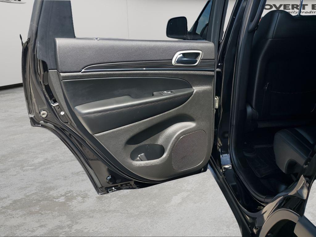 used 2019 Jeep Grand Cherokee car, priced at $19,197