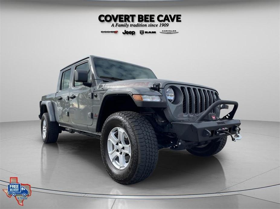 used 2022 Jeep Gladiator car, priced at $35,905