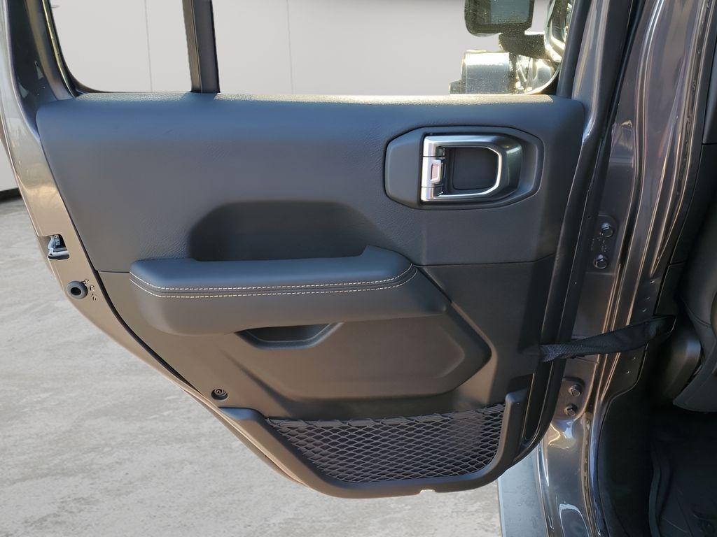 new 2025 Jeep Wrangler car, priced at $125,674