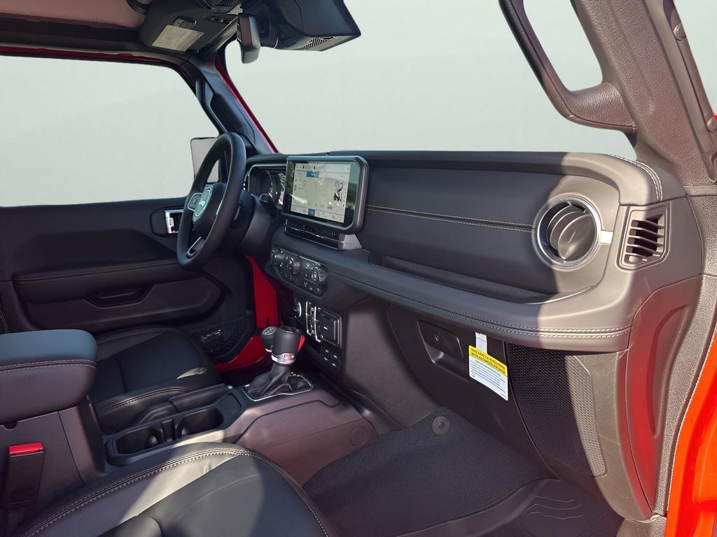 new 2025 Jeep Gladiator car, priced at $48,035