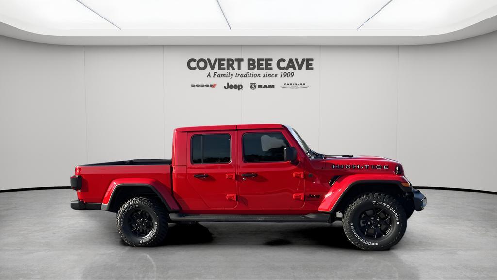 new 2025 Jeep Gladiator car, priced at $48,035