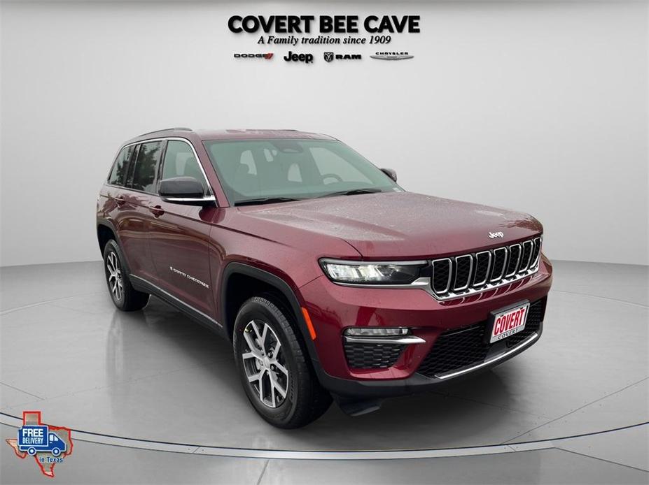 new 2025 Jeep Grand Cherokee car, priced at $44,795