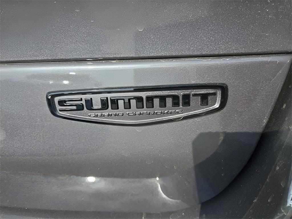 new 2025 Jeep Grand Cherokee L car, priced at $67,860