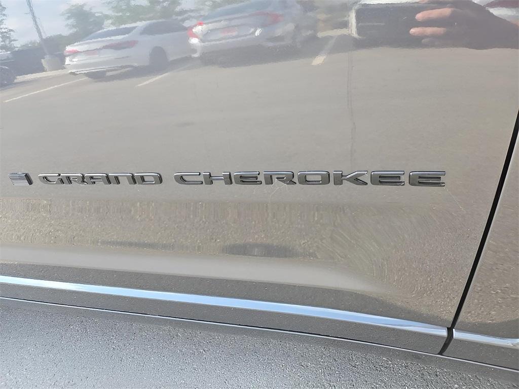 new 2025 Jeep Grand Cherokee L car, priced at $67,860