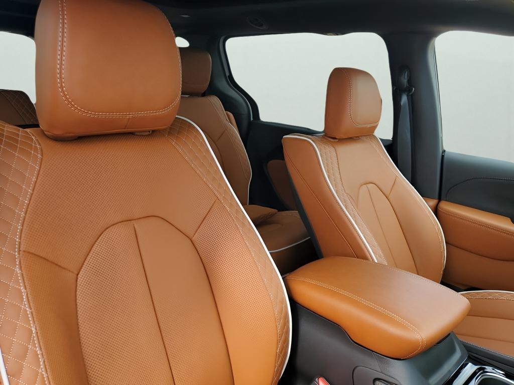 new 2026 Chrysler Pacifica car, priced at $52,166