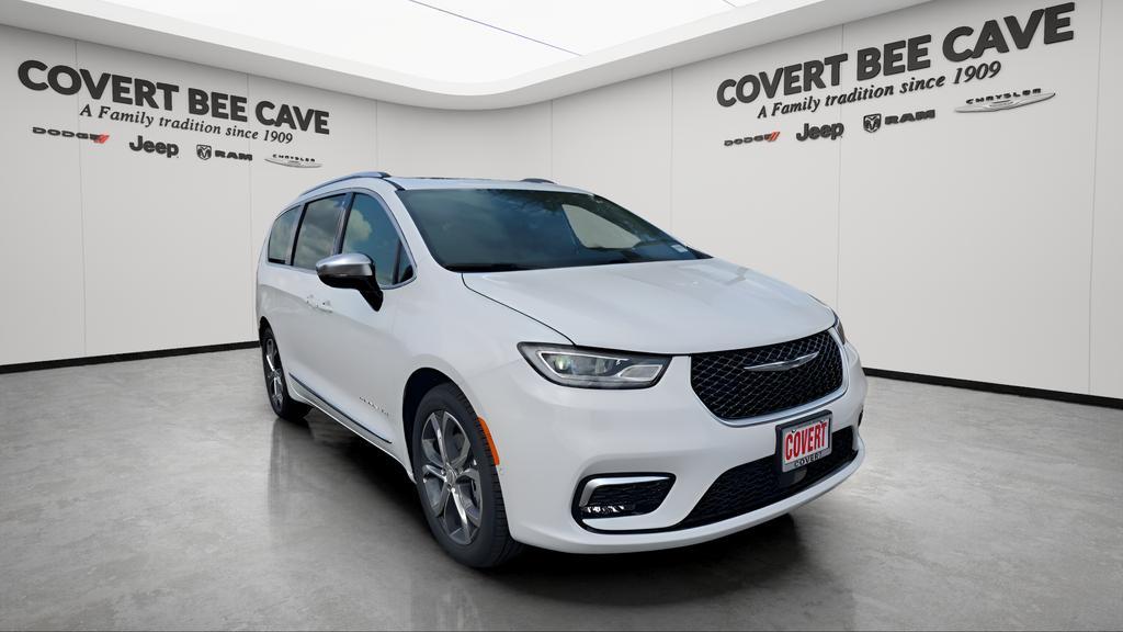 new 2026 Chrysler Pacifica car, priced at $52,166