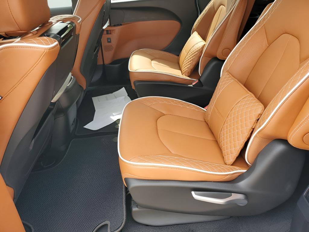 new 2026 Chrysler Pacifica car, priced at $52,166