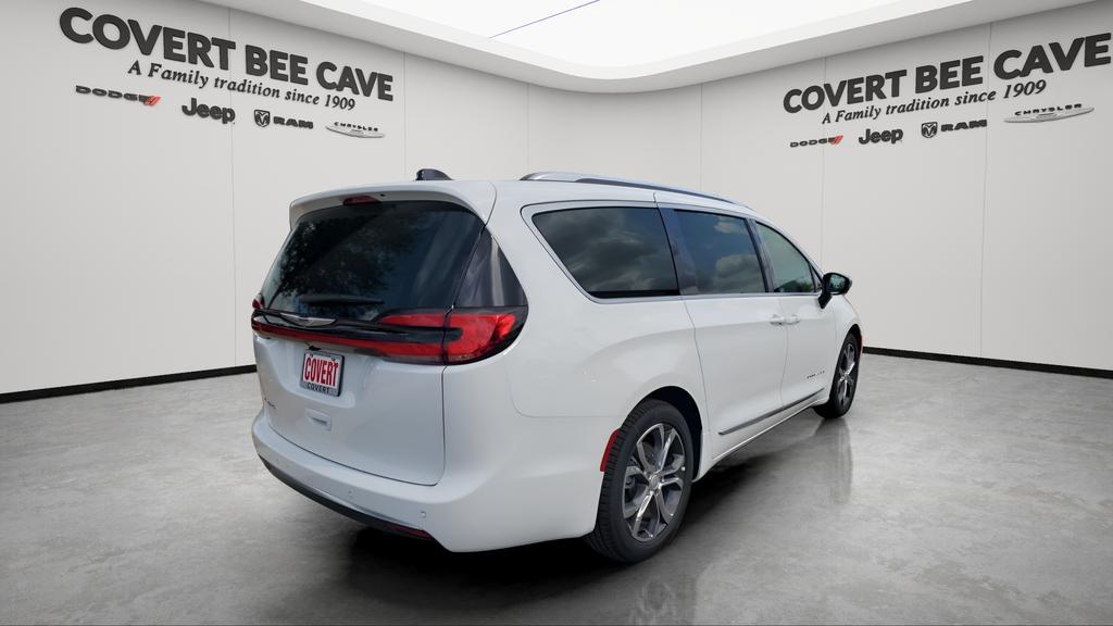 new 2026 Chrysler Pacifica car, priced at $52,166