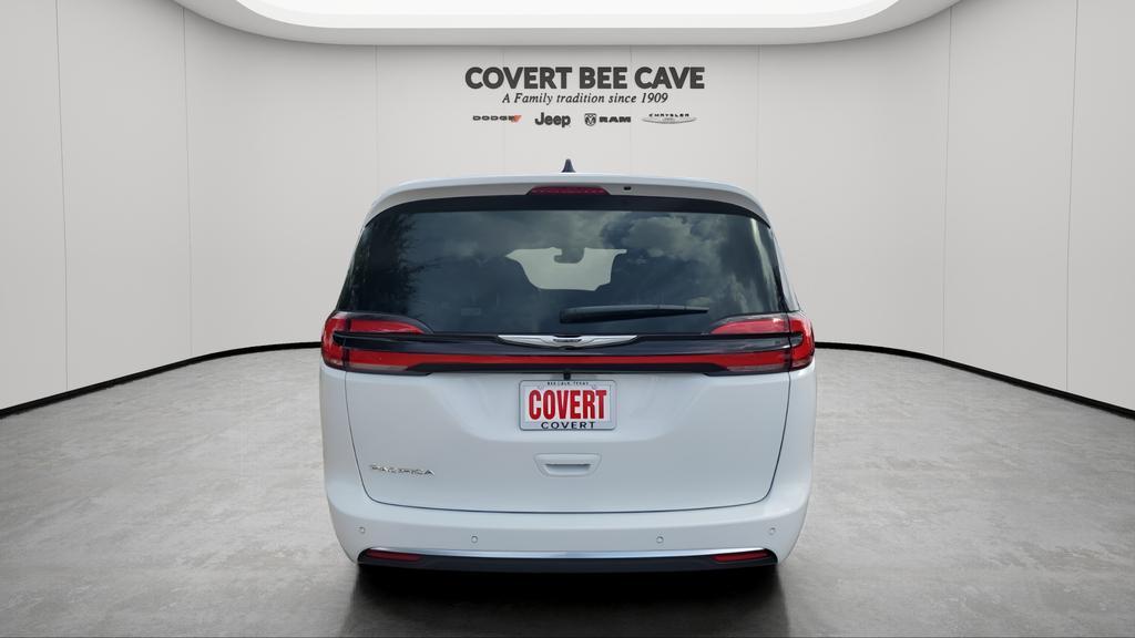 new 2026 Chrysler Pacifica car, priced at $52,166