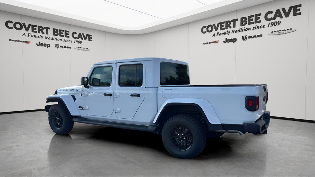 new 2025 Jeep Gladiator car, priced at $43,610
