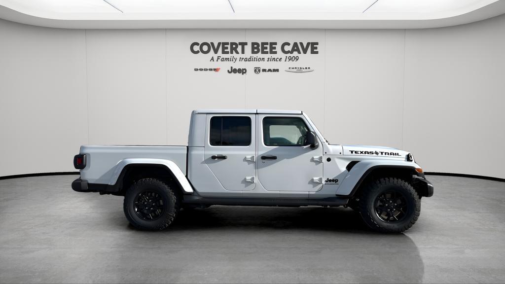 new 2025 Jeep Gladiator car, priced at $43,610
