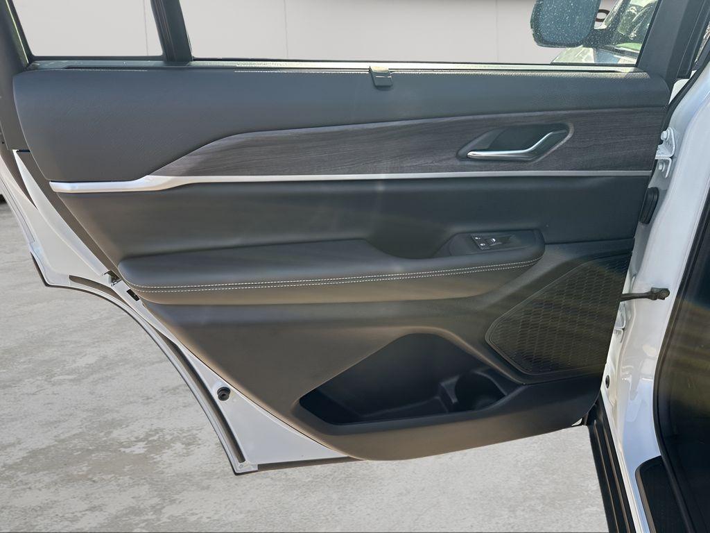 new 2025 Jeep Grand Cherokee L car, priced at $45,508