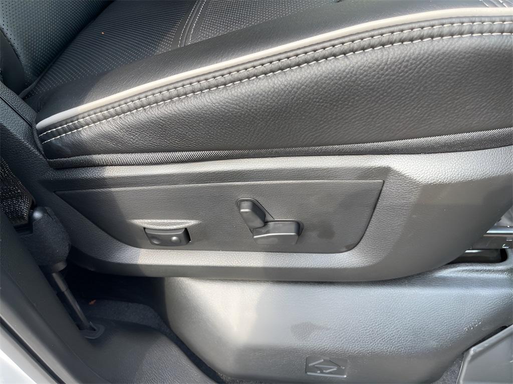 new 2025 Ram 2500 car, priced at $89,353