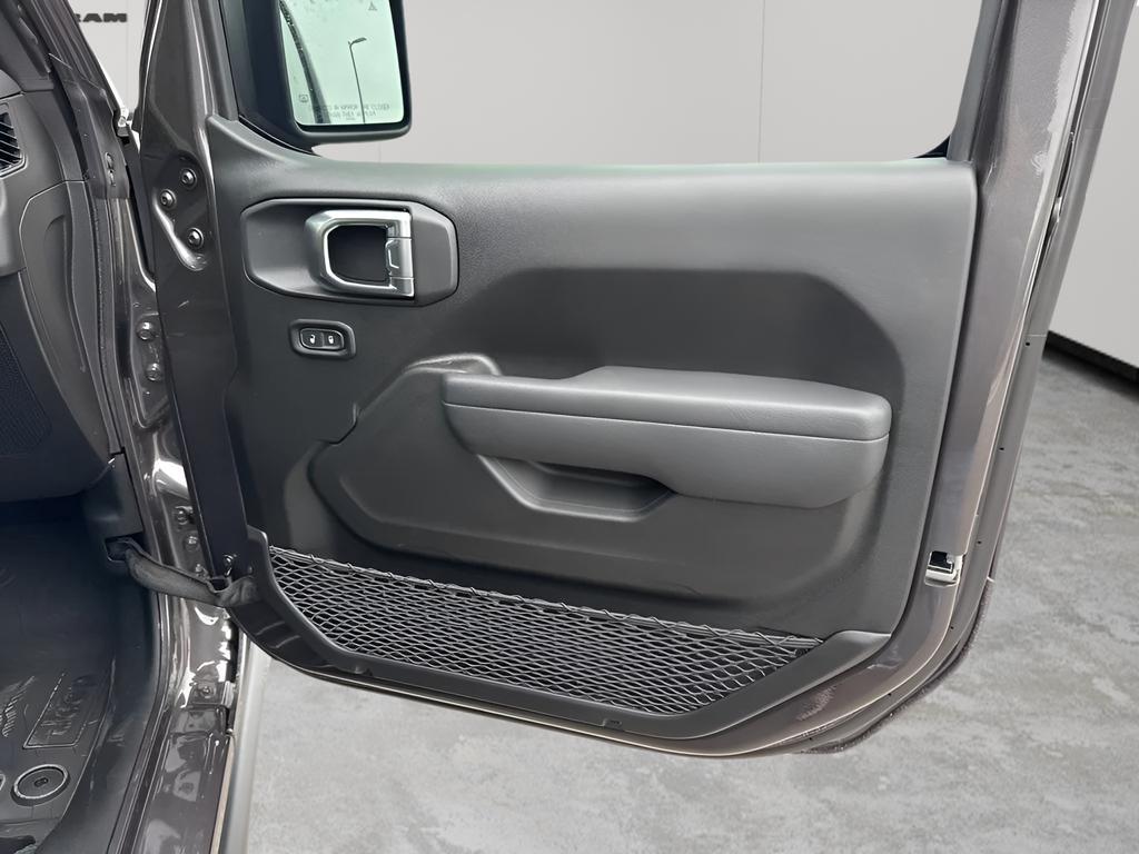 new 2025 Jeep Wrangler car, priced at $64,691