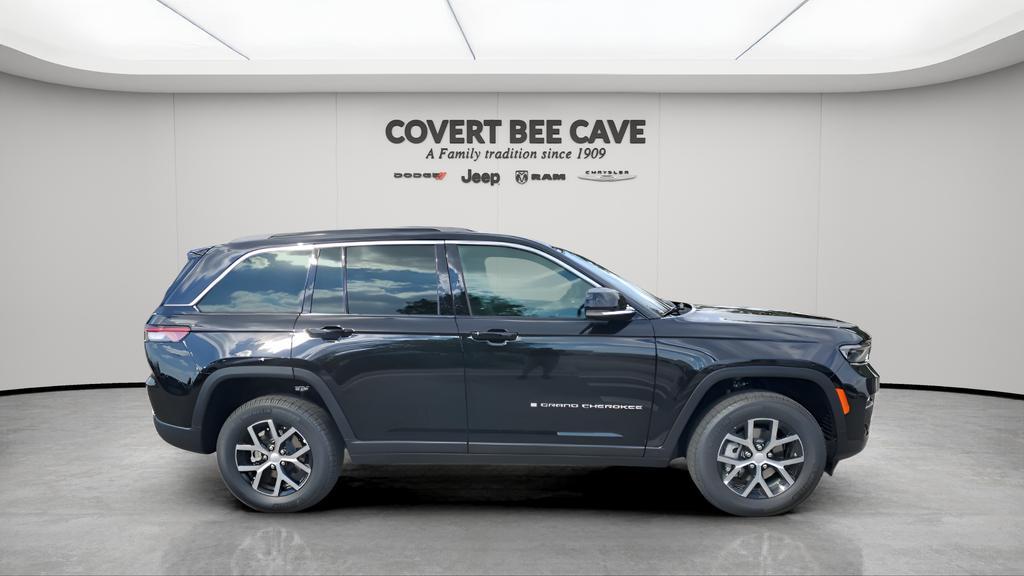 new 2025 Jeep Grand Cherokee car, priced at $43,373