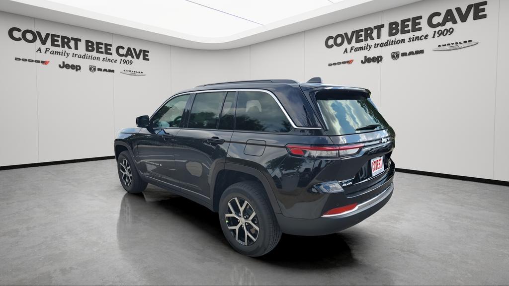 new 2025 Jeep Grand Cherokee car, priced at $43,373