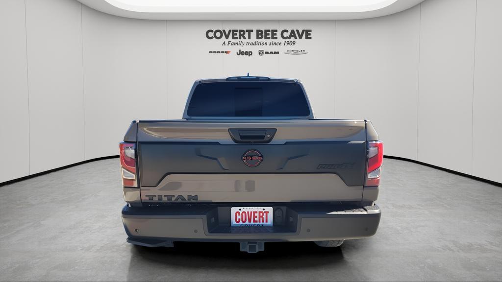used 2023 Nissan Titan car, priced at $39,622