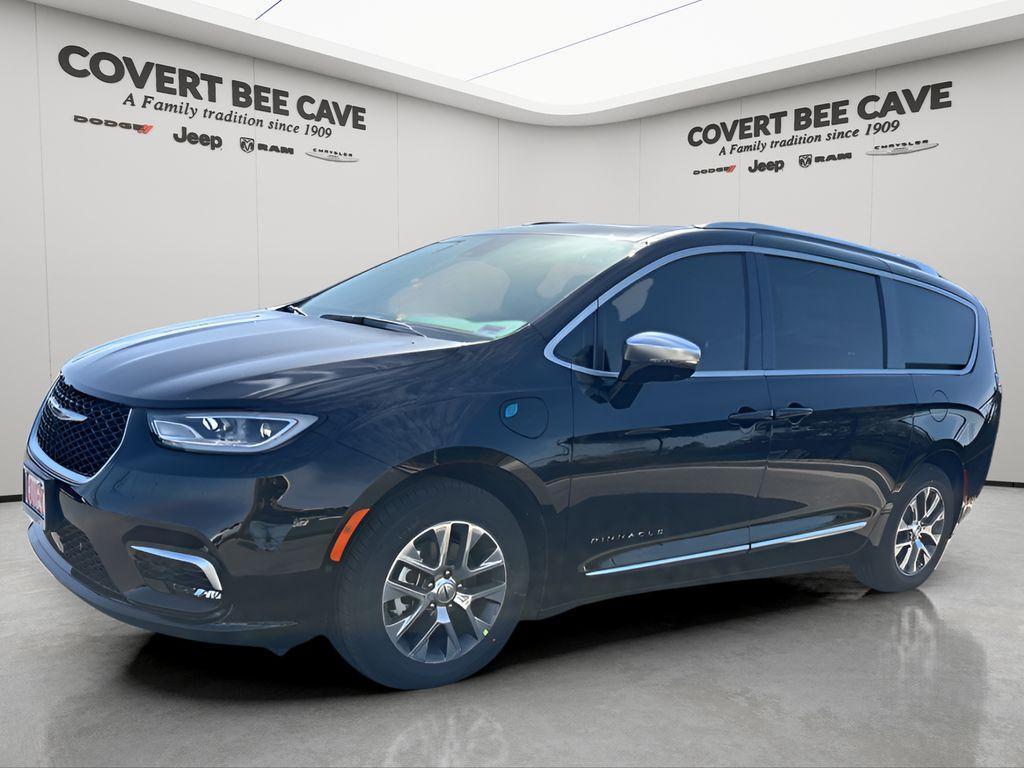 new 2025 Chrysler Pacifica Hybrid car, priced at $48,823