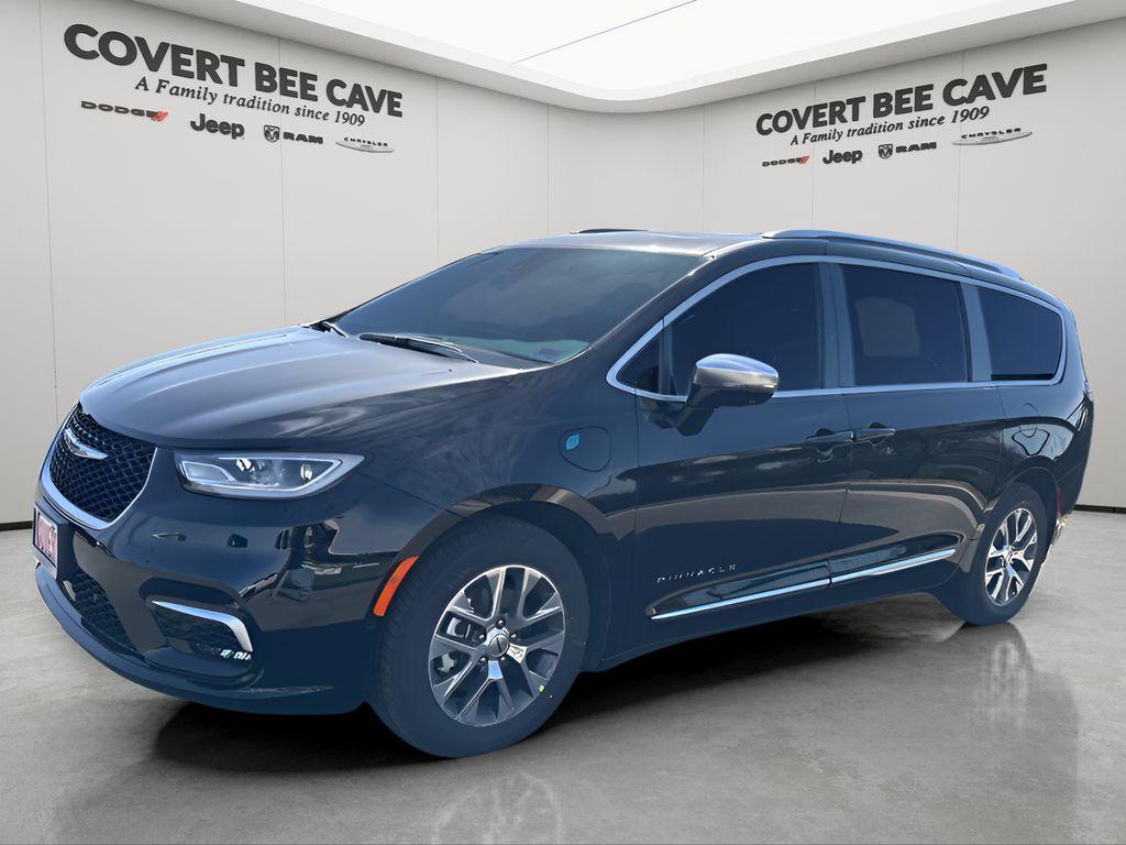 new 2025 Chrysler Pacifica Hybrid car, priced at $48,823