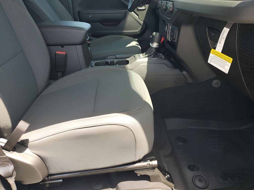 new 2025 Jeep Wrangler car, priced at $42,895