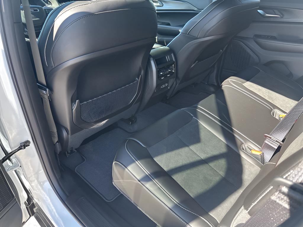 new 2025 Jeep Grand Cherokee car, priced at $39,455