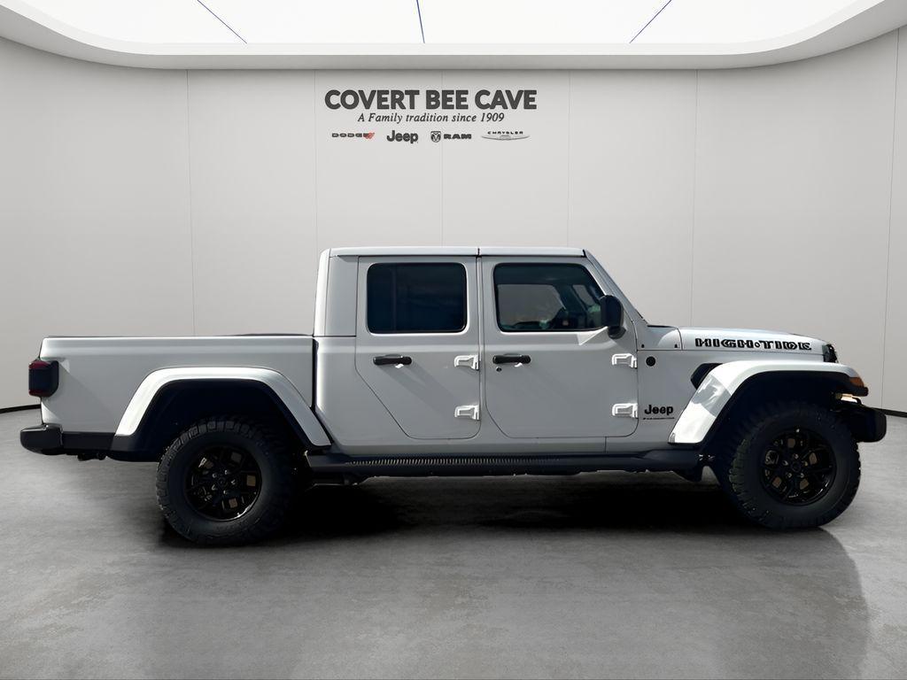 new 2025 Jeep Gladiator car, priced at $46,190