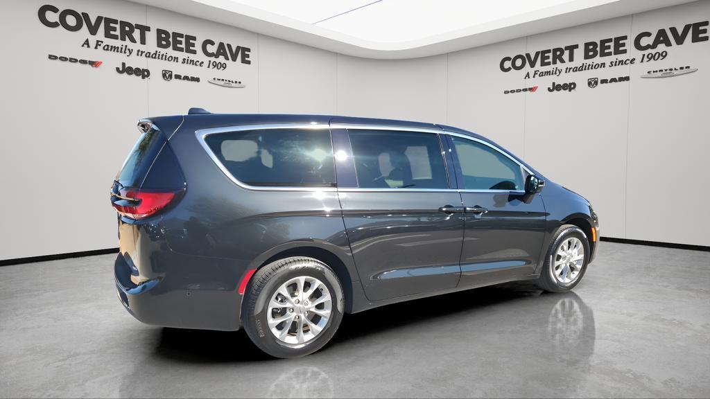 used 2023 Chrysler Pacifica car, priced at $36,497