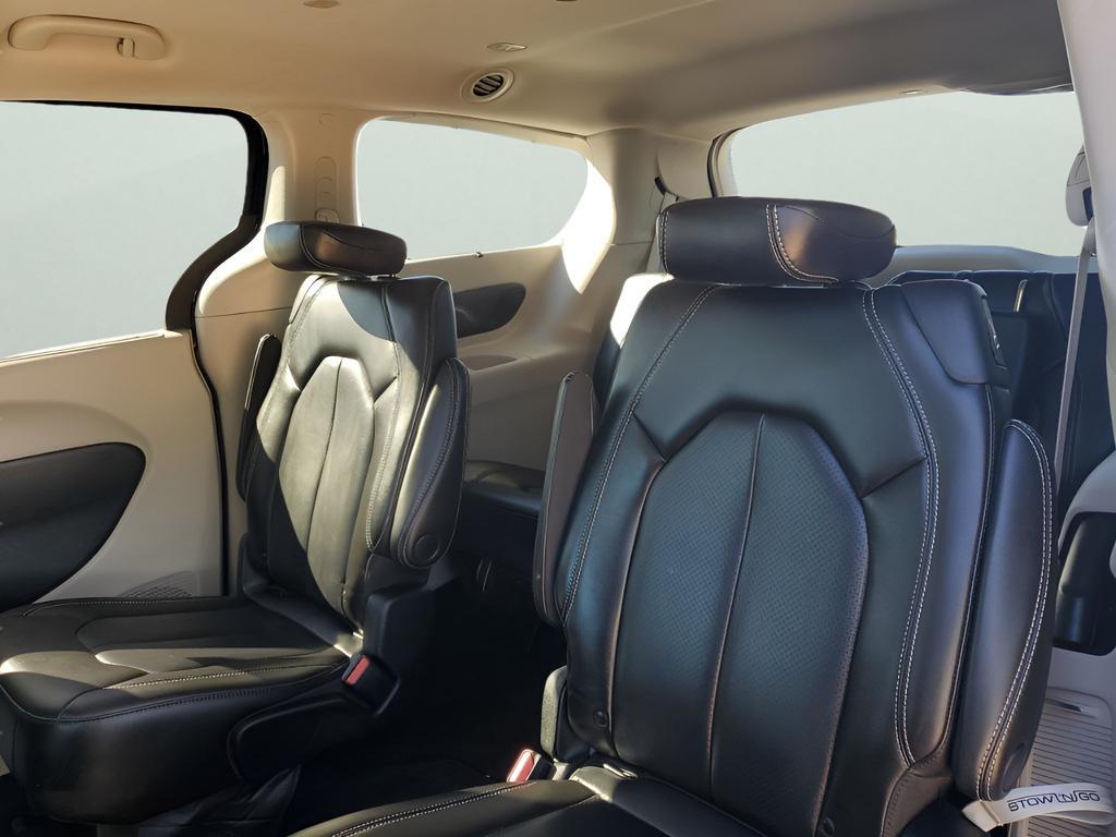 used 2023 Chrysler Pacifica car, priced at $36,497