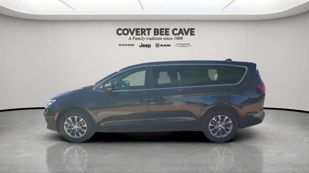 used 2023 Chrysler Pacifica car, priced at $36,497