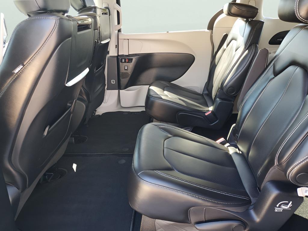 used 2023 Chrysler Pacifica car, priced at $36,497