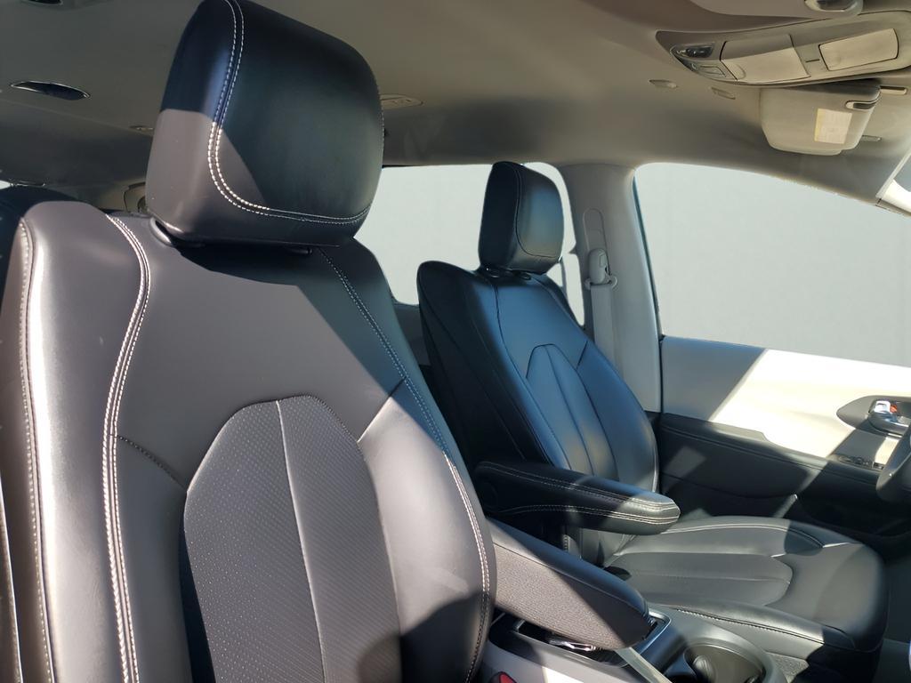 used 2023 Chrysler Pacifica car, priced at $36,497